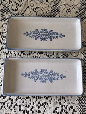 Pfaltzgraff Yorktowne Stoneware Rectangle Cracker/Relish Dishes